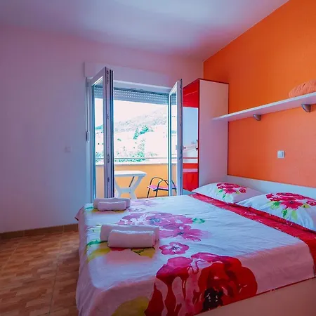 Luxur Center Διαμέρισμα Baška Voda