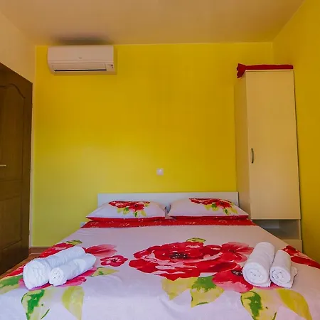 Luxur Center Διαμέρισμα Baška Voda