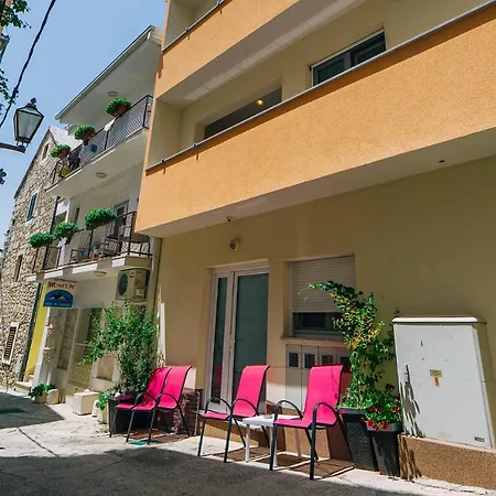 Luxur Center Διαμέρισμα Baška Voda