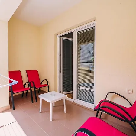Luxur Center * Baška Voda
